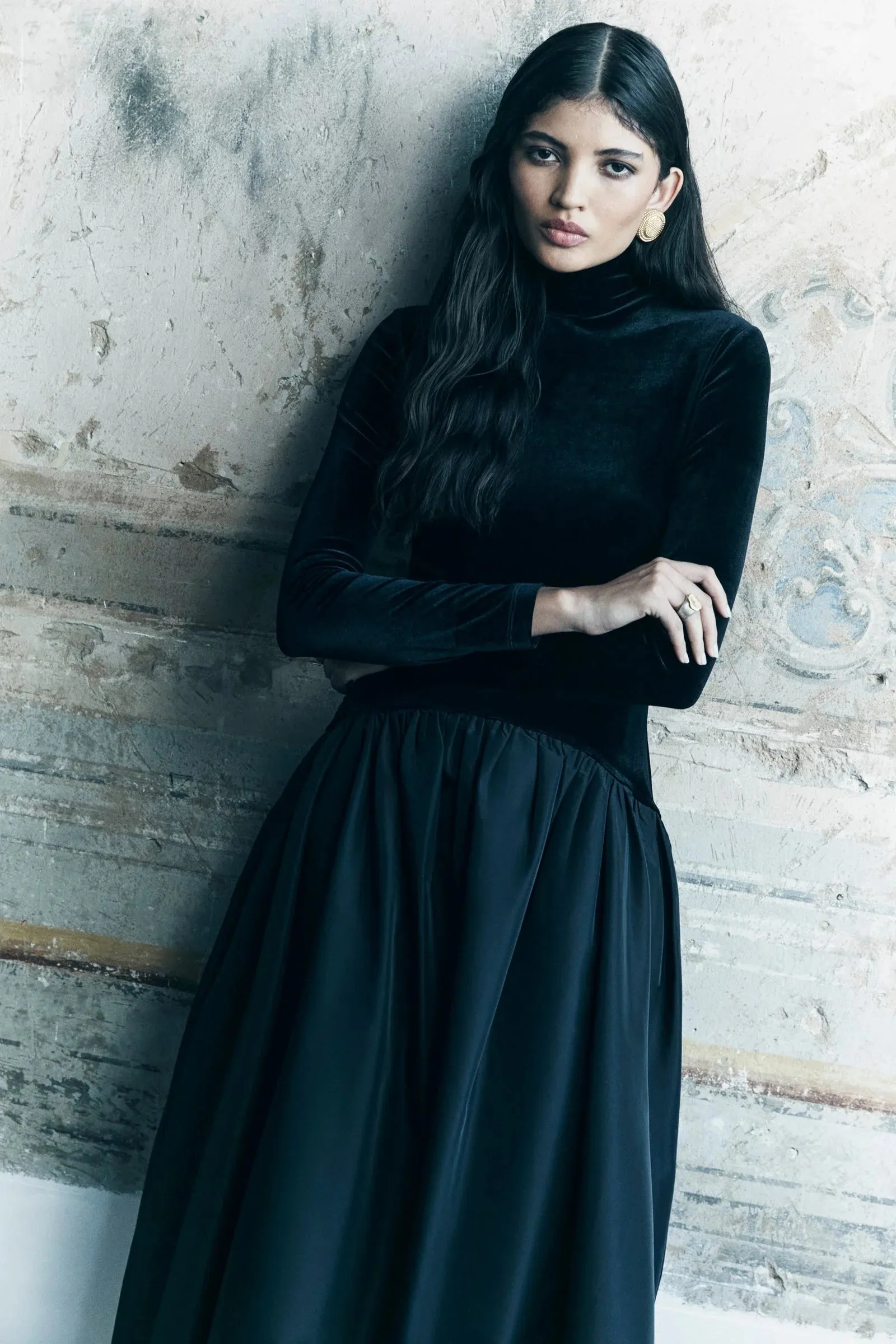 Celeste – Midnight Noir Long Sleeve Midi Dress