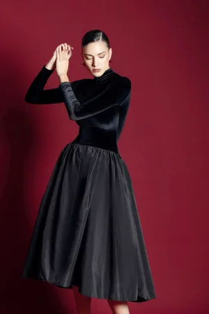 Celeste – Midnight Noir Long Sleeve Midi Dress
