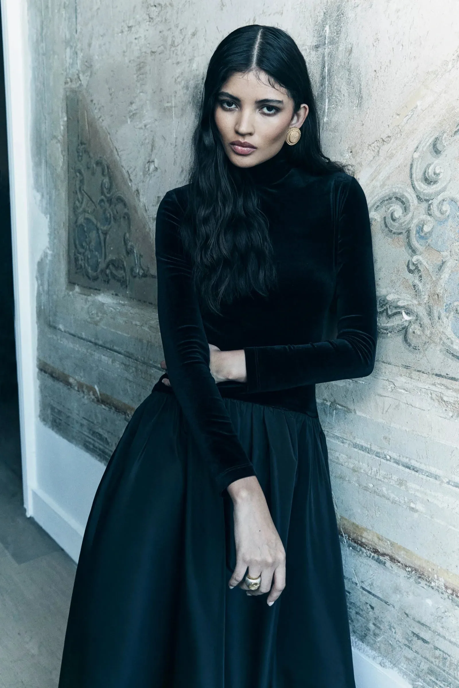 Celeste – Midnight Noir Long Sleeve Midi Dress