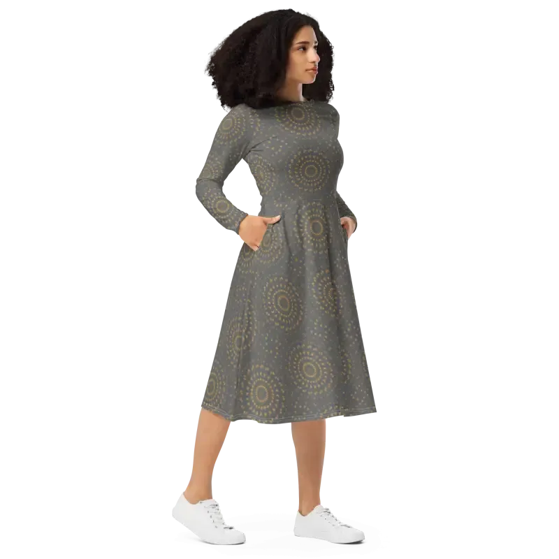 Chic Long Sleeve Midi Dress Elevates Style
