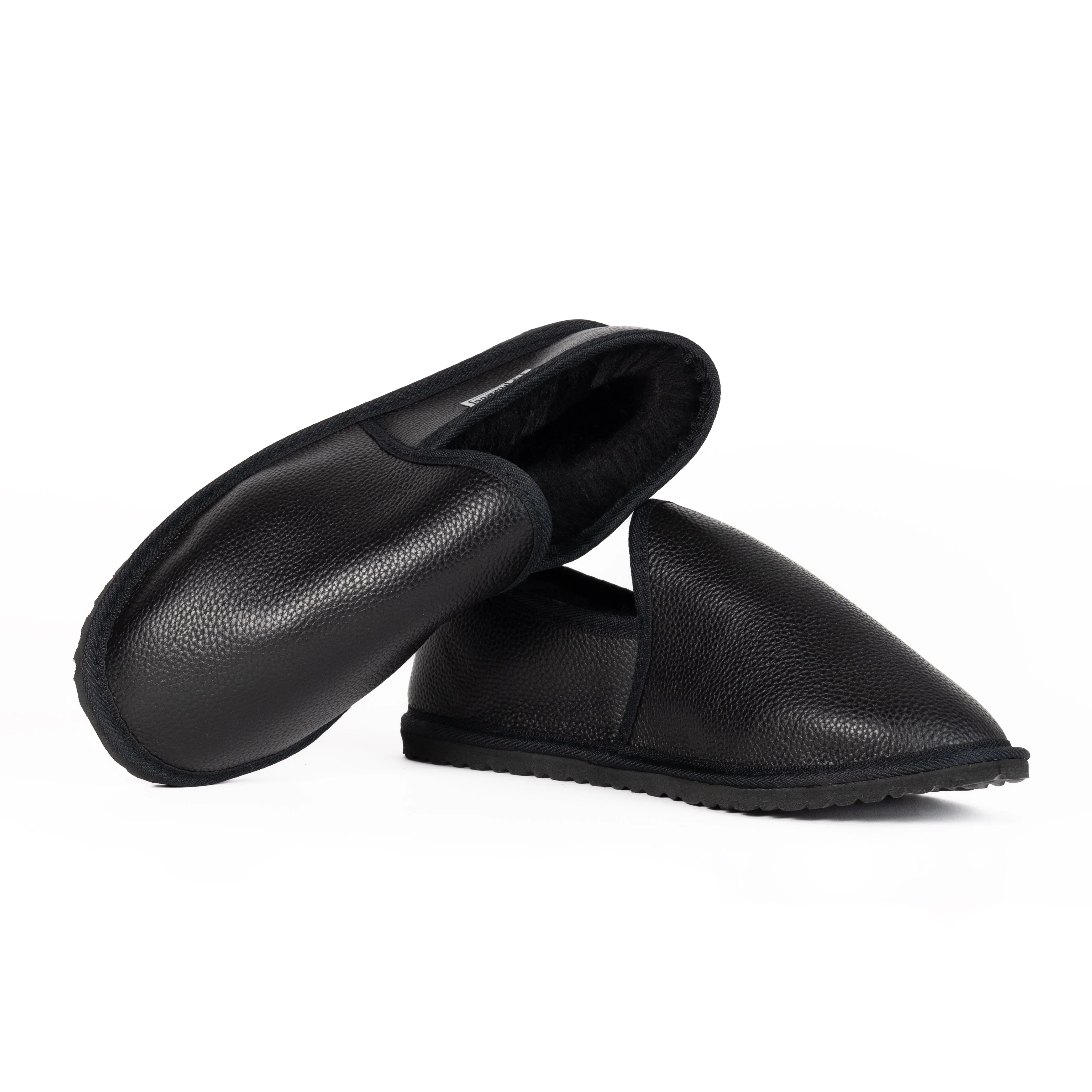 Enclosed Stealth Leather Moodles