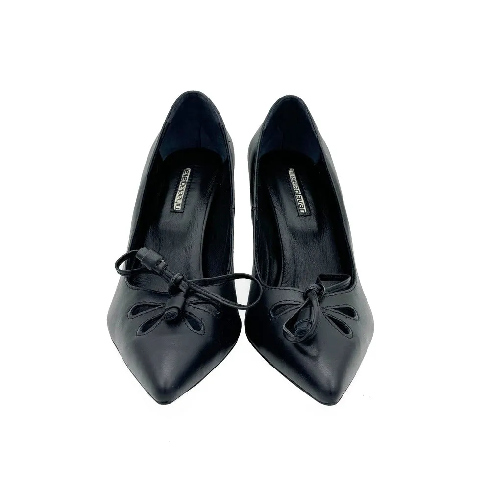 Fairy Glass black leather pumps