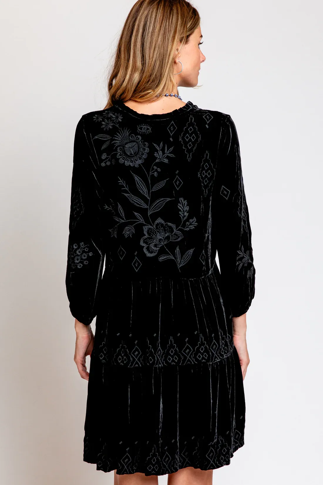 Johnny Was Ivey Velvet Field Tiered Dress | Black