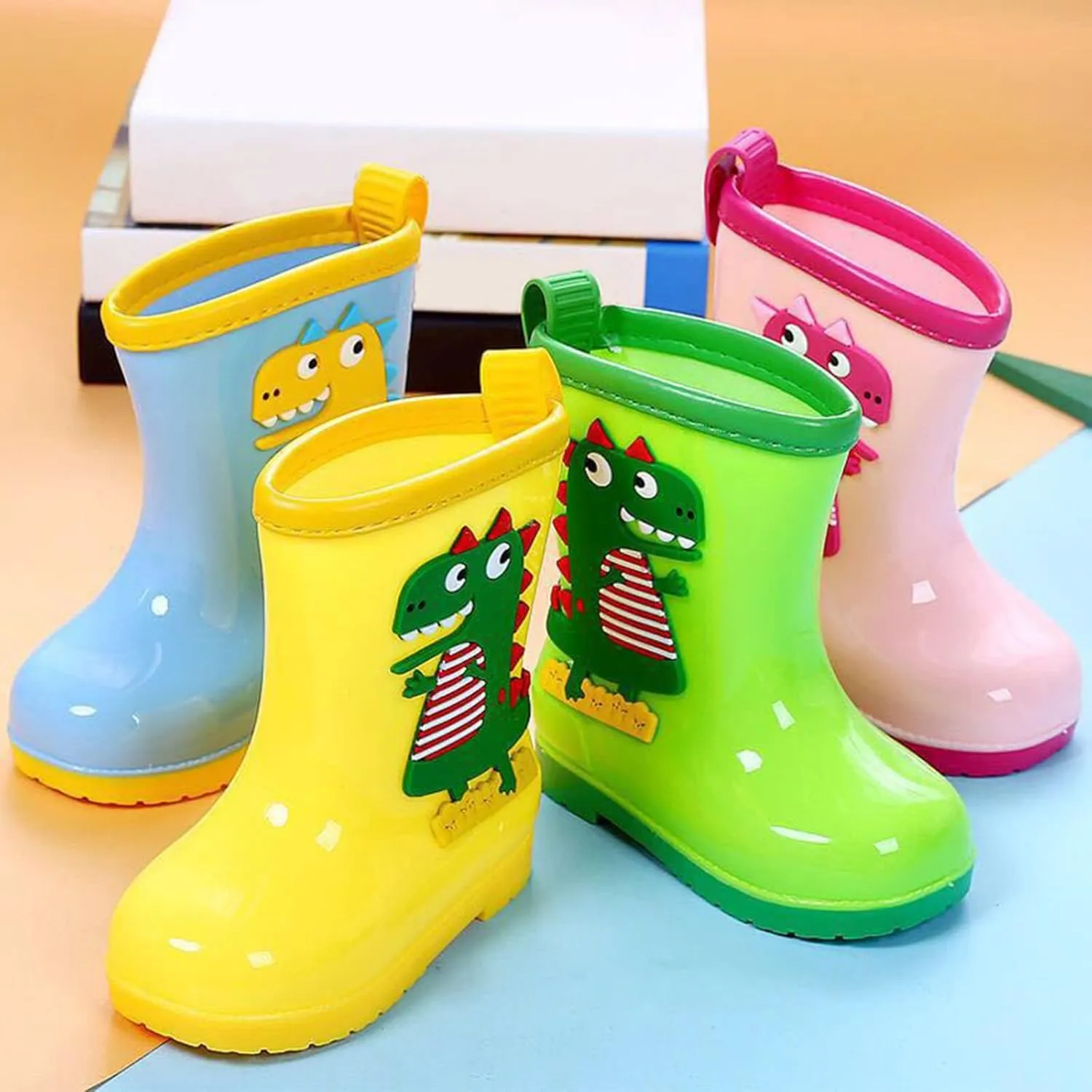 Kids Dinosaur Printed Rain Shoes Outdoor Non Slip Rain Boots Children's Teenage Mud Boots with Non Slip Bottom