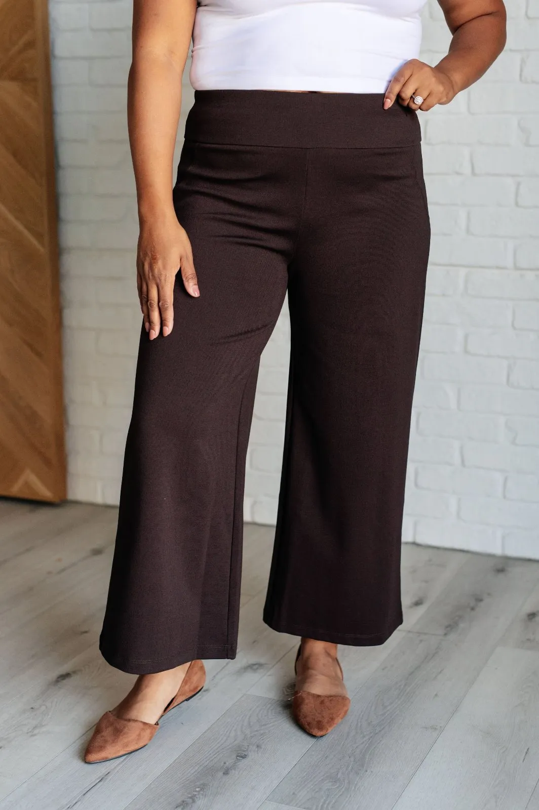 Magic Wide Leg Crop Pants in Brown