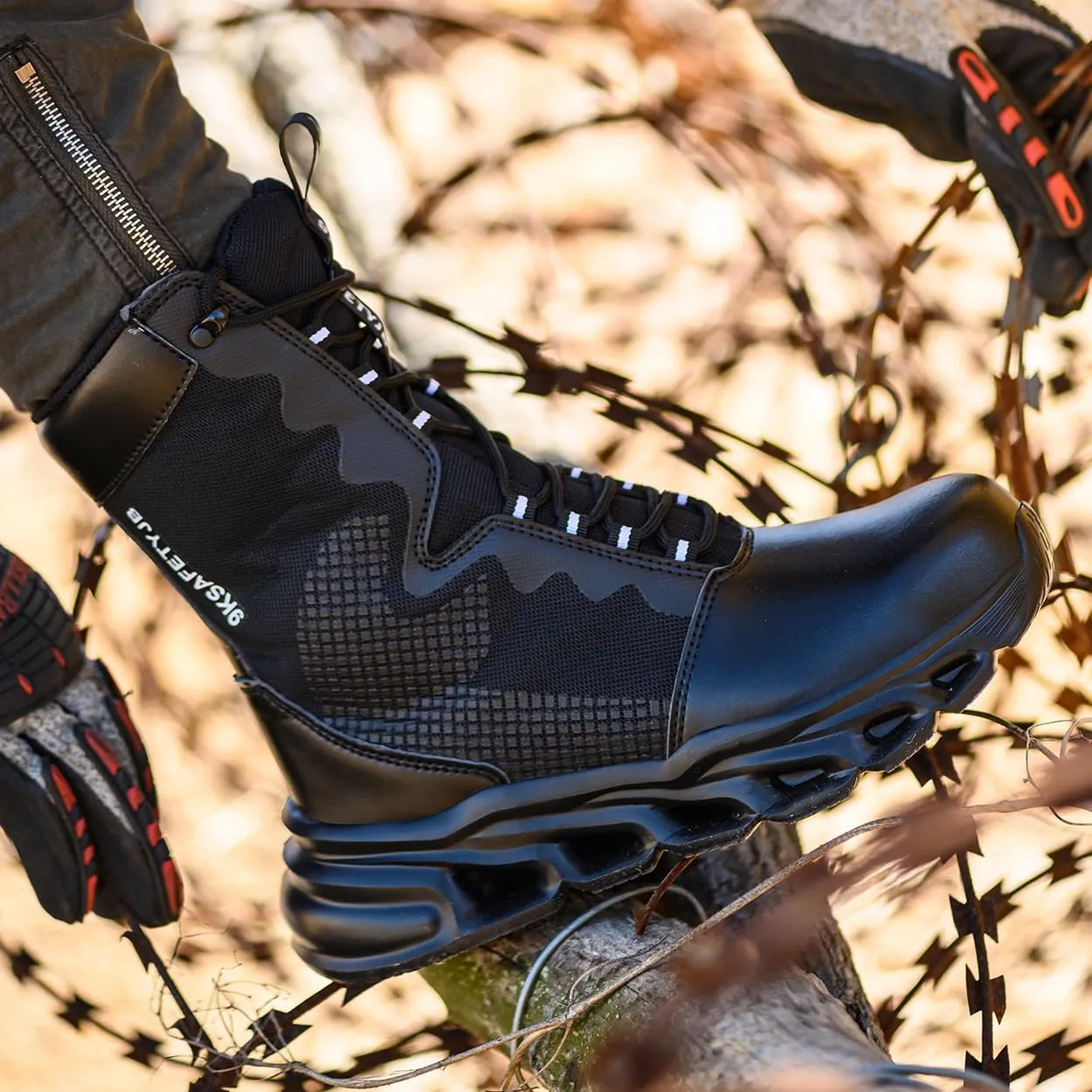 Men's Military Tactical boots Waterproof and dust proof work boots Desert boots Lightweight outdoor hiking boots Motorcycle shoes