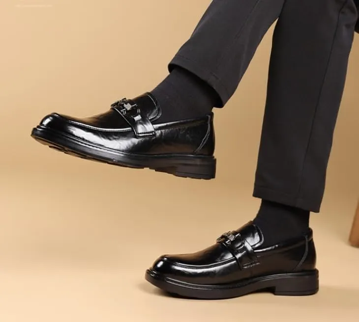 Mens Wingtip Pointed Toe Oxfords Mens Slip-On Leather Dress Shoes Breathable Leather Brogue Shoes