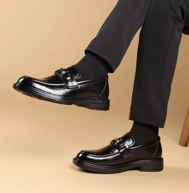 Mens Wingtip Pointed Toe Oxfords Mens Slip-On Leather Dress Shoes Breathable Leather Brogue Shoes