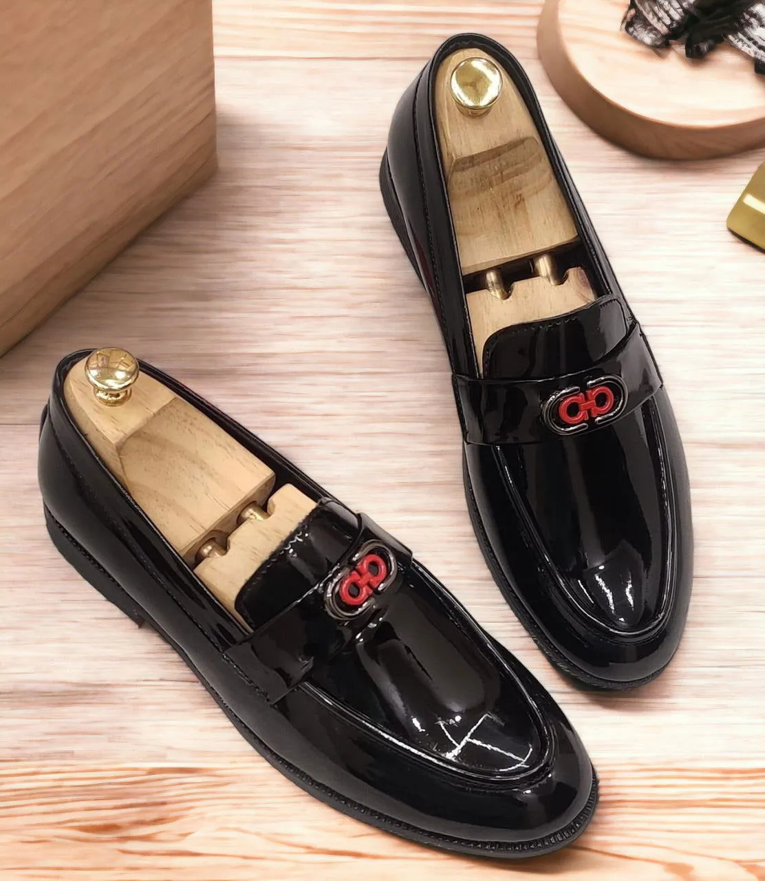 New Fashion Shiny Slip-On Loafer Shoes for Men