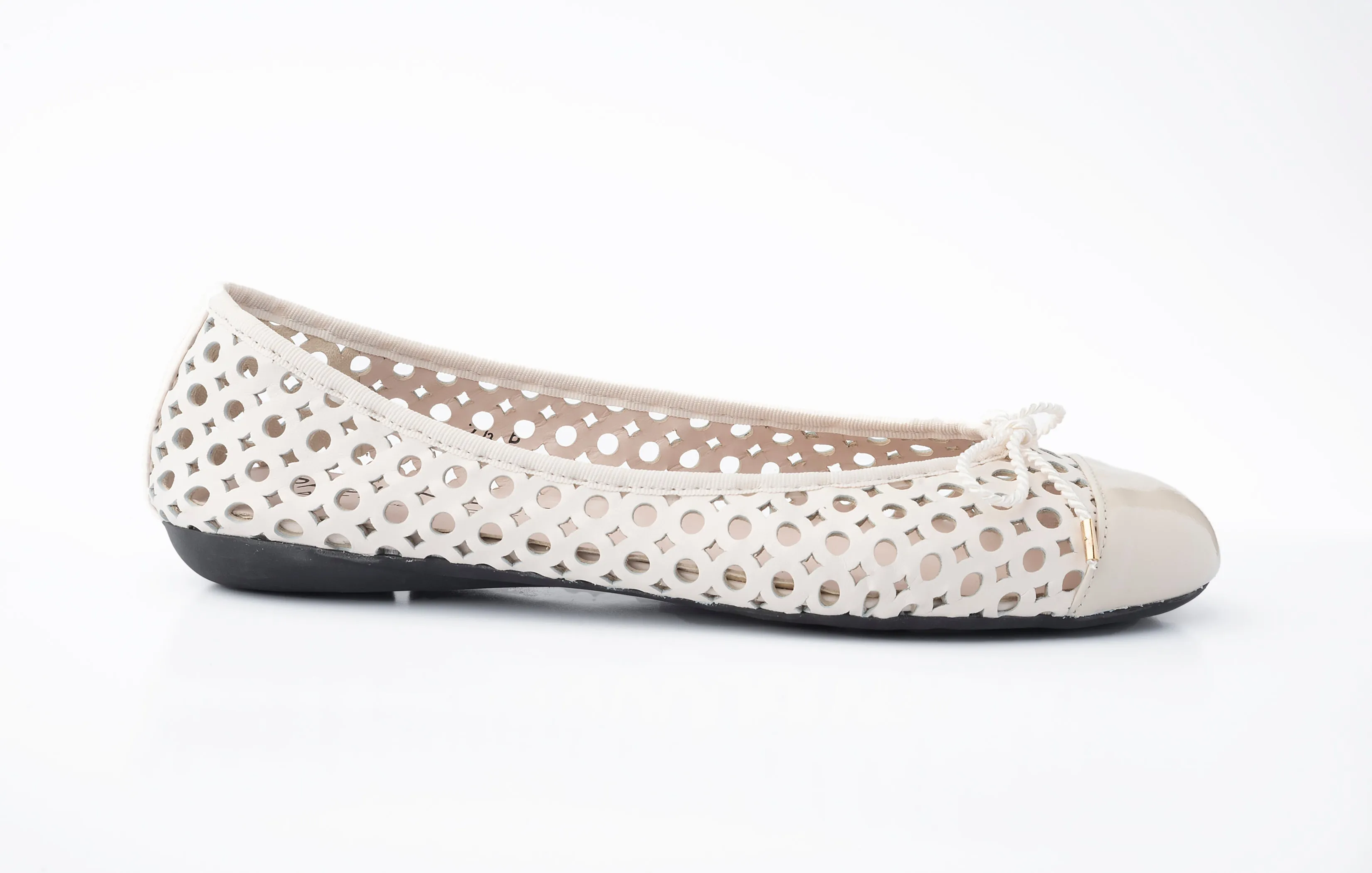 PAUL MAYER - BRANDY - SIZE 9 - PATENT MARFIL NAPPA MARFIL