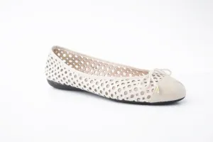 PAUL MAYER - BRANDY - SIZE 9 - PATENT MARFIL NAPPA MARFIL