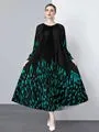 Triangle Chain Belt Pleated Dress